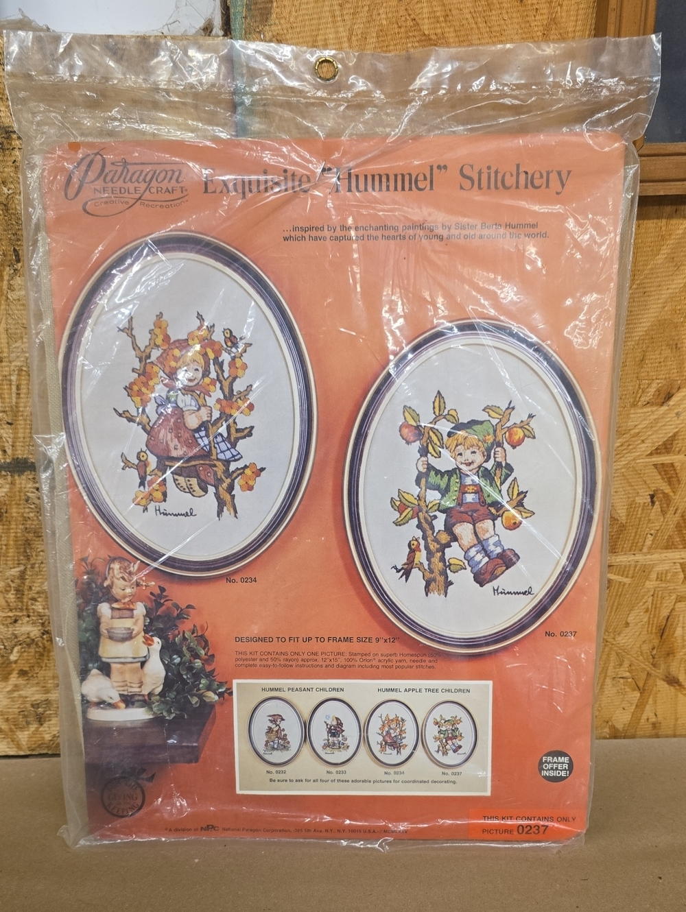 PARAGON Orange Hummel Stitchery Kit with Oval Child Designs